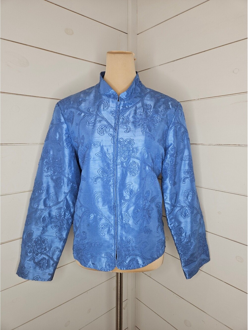 Dress Barn large blue embroidered Asian style jacket